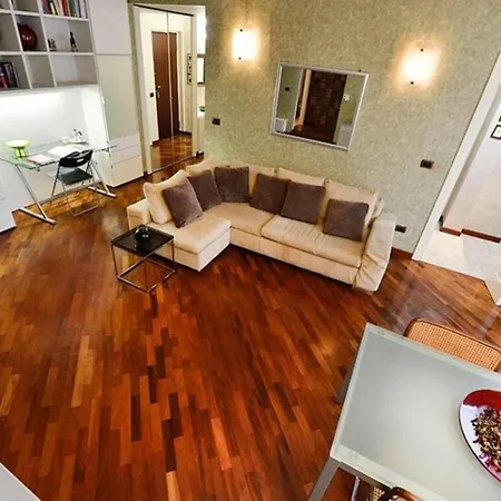 Apartment Carlo Poma By Halldis