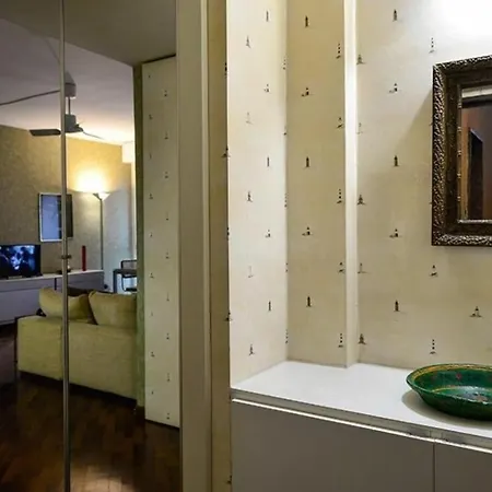 Apartment Carlo Poma By Halldis
