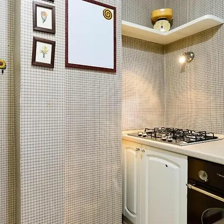 Carlo Poma By Halldis Apartment